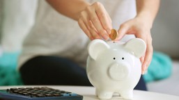 nowa fala oszustw. można stracić wszystkie oszczędności