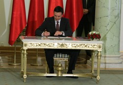 Cichocki rezygnuje z funkcji koordynatora służb, pozostaje szefem KPRM