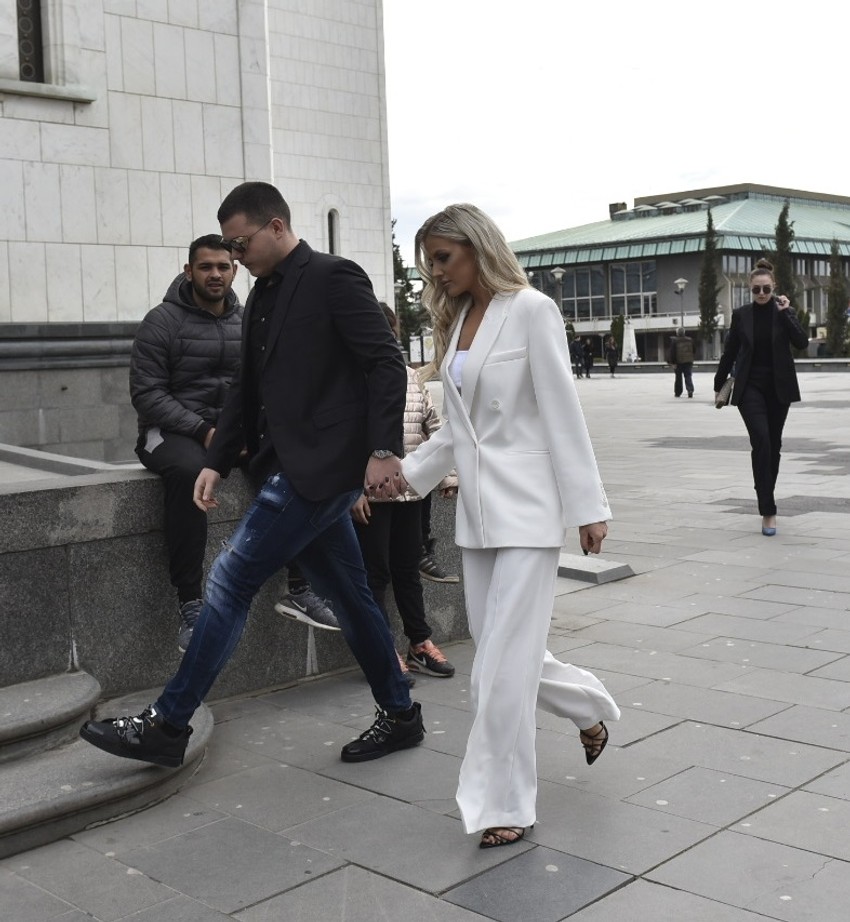 Viktor Živojinović i devojka 