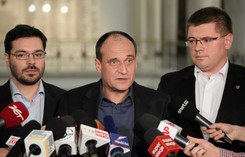 Kukiz apeluje do rządu: Wycofajcie się z decyzji o przyjmowaniu uchodźców