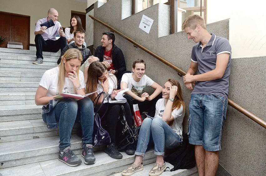 Važni kriterijumi za rangiranje su zaposlivost svršenih studenata, upis na univerzitete, naučne reference...