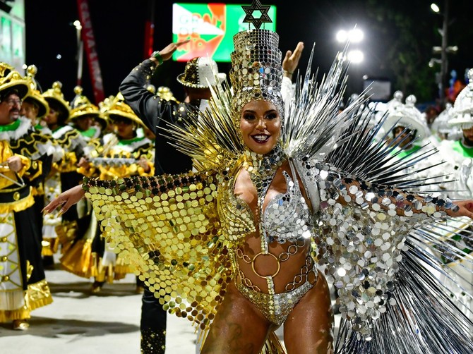 Šok slike sa Karnevala u Brazilu