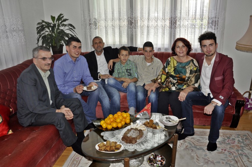 Posebno ponosni što im dolaze u goste i komšije druge vere: Porodica Gicić