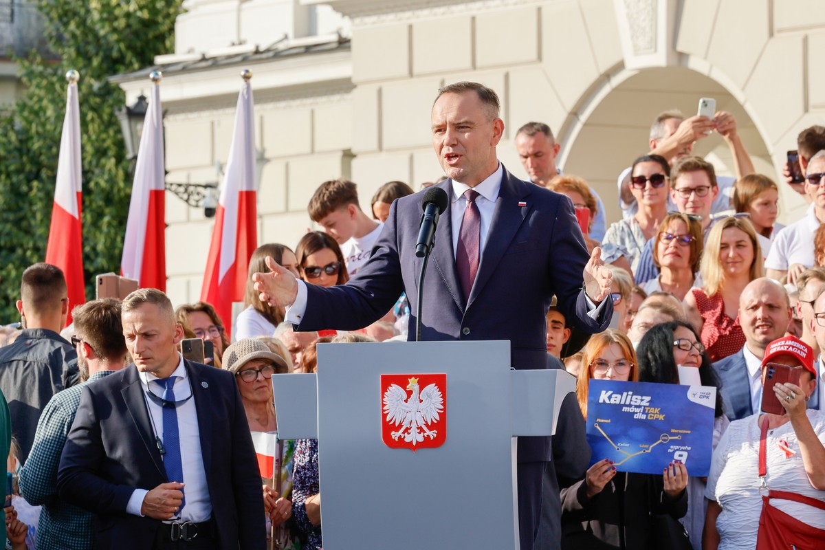 Karol Nawrocki stawia na ulgi. Ekspert o obietnicach podatkowych prezydenta