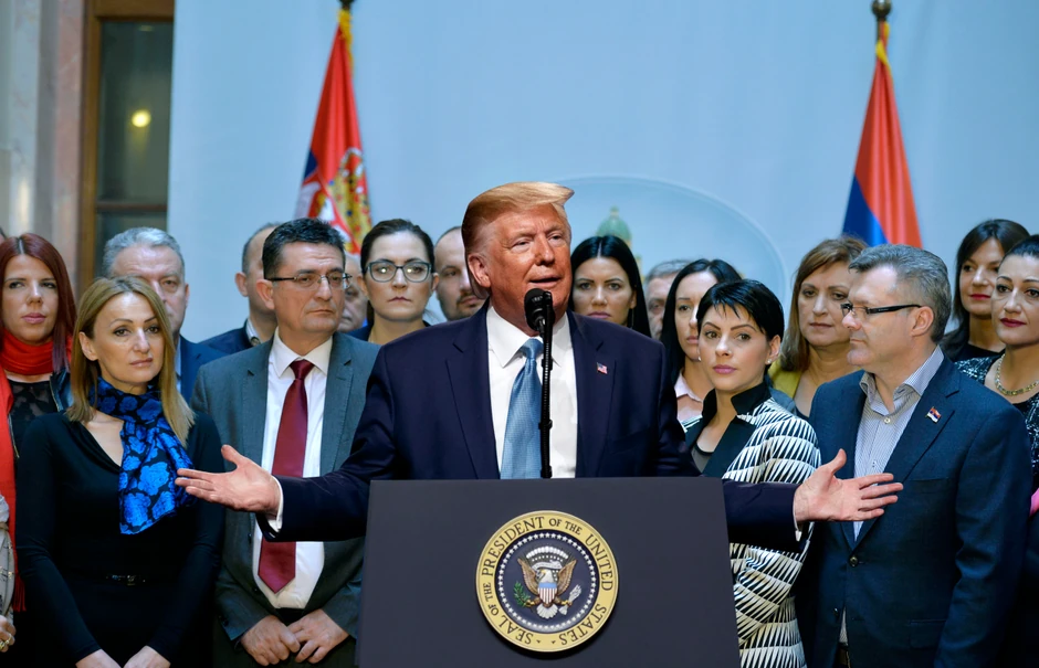 ... U čemu bi mu gomila članova SNS-a verovatno zasmetala