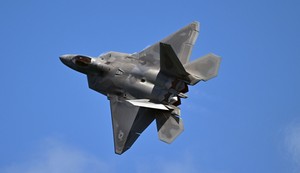 lovac F-22