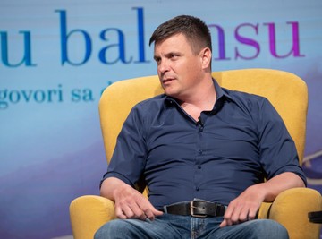 "Odrekao sam se loze!" Vuk Kostić je prestao da pije, a povod je bio profesionalne prirode