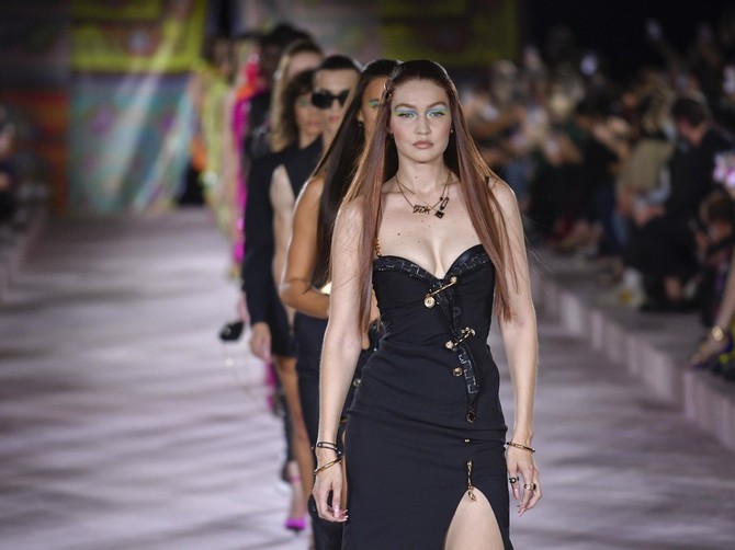 Revija Versaće na Nedelji mode u Milanu