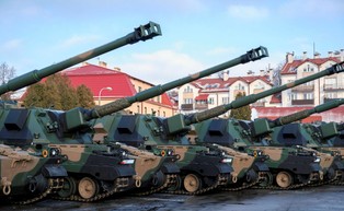 Szef MON zatwierdził umowę na zakup 48 aumatohabic Krab