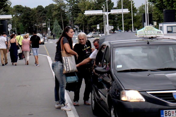 "NE PAMTIM KAD SAM JE VIDEO" Progovorile komšije Bore Čorbe iz Slovenije, otkrile da li je njegova udovica NAPUSTILA STAN