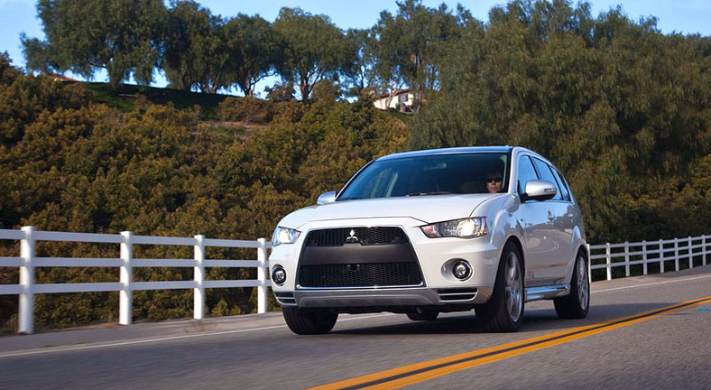 Mitsubishi Outlander GT – koncept w stylu Lancera Evo