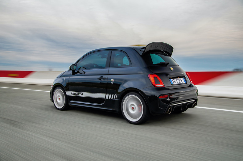 Abarth 695 Esseesse