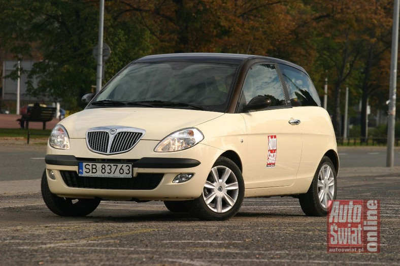 Lancia Ypsilon