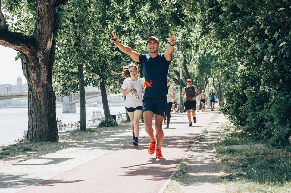 Tótka Sándor olimpikon kajakozó is a jó ügy mellé állt