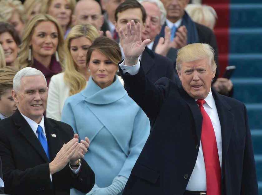 Głośne protesty przeciwko Donaldowi Trumpowi 