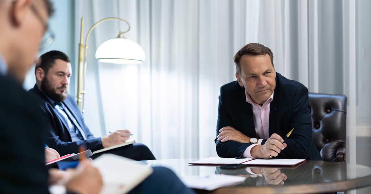 Radosław Sikorski in connection with the US Secretary of State and the heads of diplomacy. Ministry of abroad  Affairs statement.