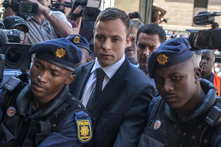 Oscar Pistorius lansuje się w więzieniu! Będzie nosił drogą biżuterię!