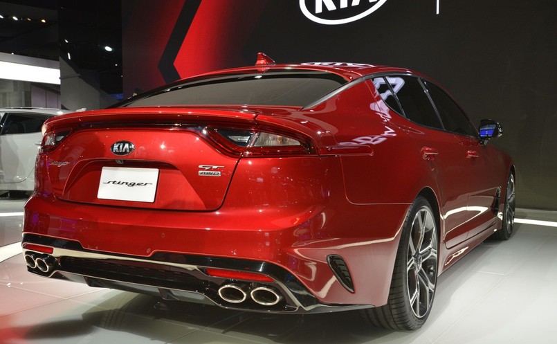 Kia stinger