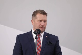 Czarnek: Rząd chce utrzymać naukę stacjonarną