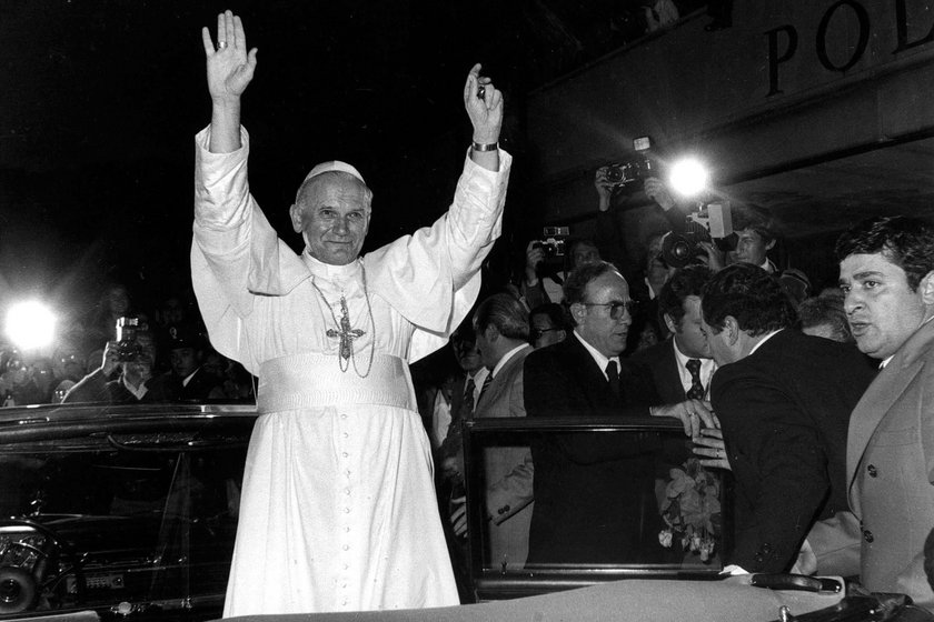 41 lat temu kardynał Karol Wojtyła został papieżem
