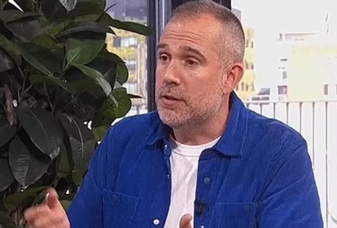 Dr Zand Van Tuleken