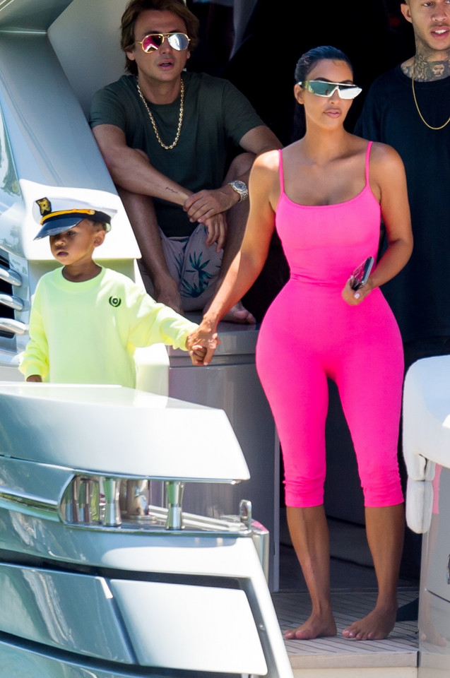 Kim Kardashian z synkiem