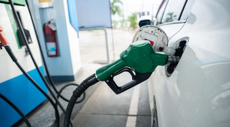 Ennyivel csökken szerdától a 95-ös benzin ára Fotó: Getty Images