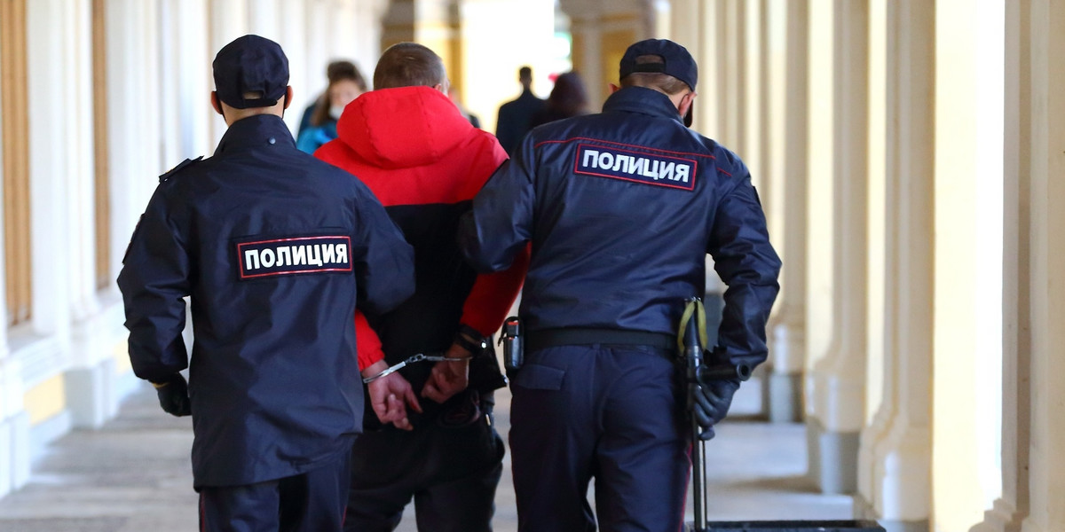 W Rosji policjanci masowo odchodzą ze służby. To jeden z ubocznych efektów zachodnich sankcji.