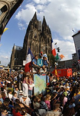 GERMANY-POPE-WYD-CROWD