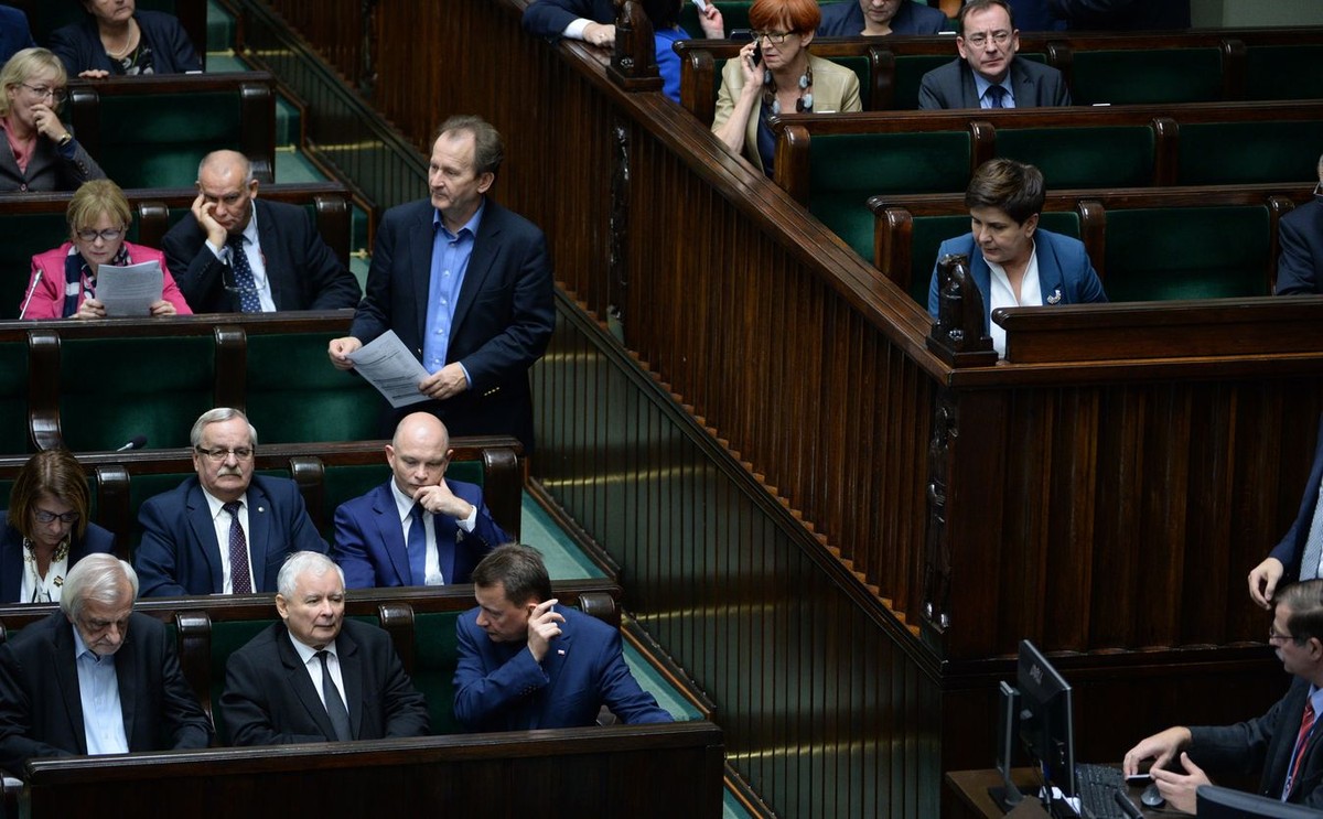 Rząd i posłowie PiS
