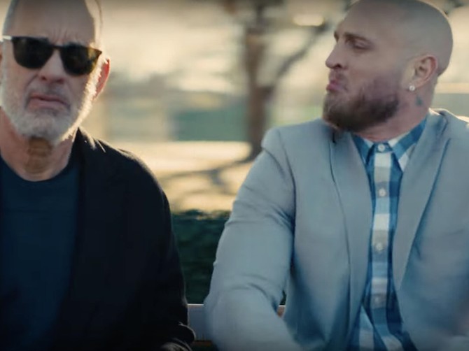 Sin slavnog glumačkog para živi u kamp prikolici: "Imam sve što mi treba, čak i ognjište"
