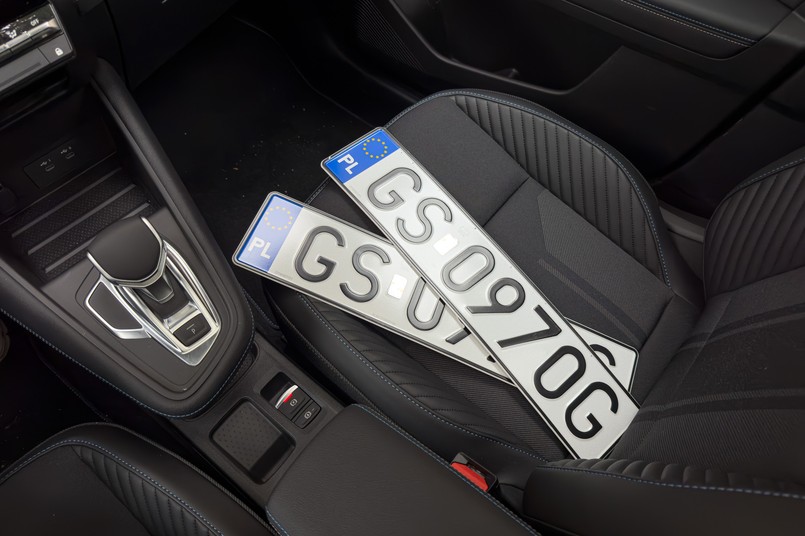 Rejestracja samochodu, tablice rejestracyjne