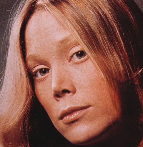 Sissy Spacek jako pierwsza 'Carrie' z 1976 roku