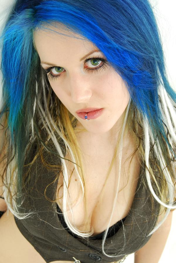 Alissa White-Gluz (The Agonist) / fot. MySpace