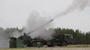 Putin kazał armii zbudować kopie amerykańskich HIMARS. To zbudowali — haubice z lat 70.