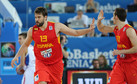 Marc Gasol (z lewej) i Victor Claver