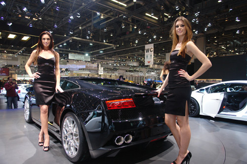 Dziewczyny Geneva Motor Show