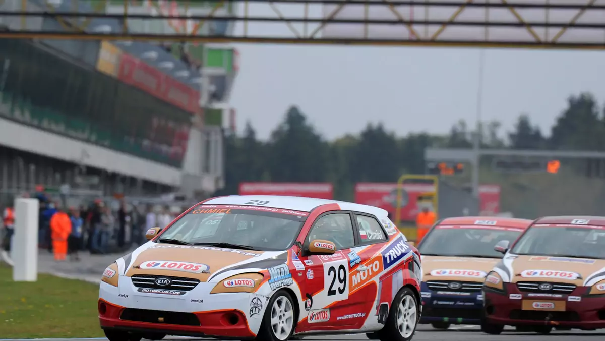 Kia Lotos Cup 2010: finał sezonu w Brnie, Kamil Raczkowski mistrzem