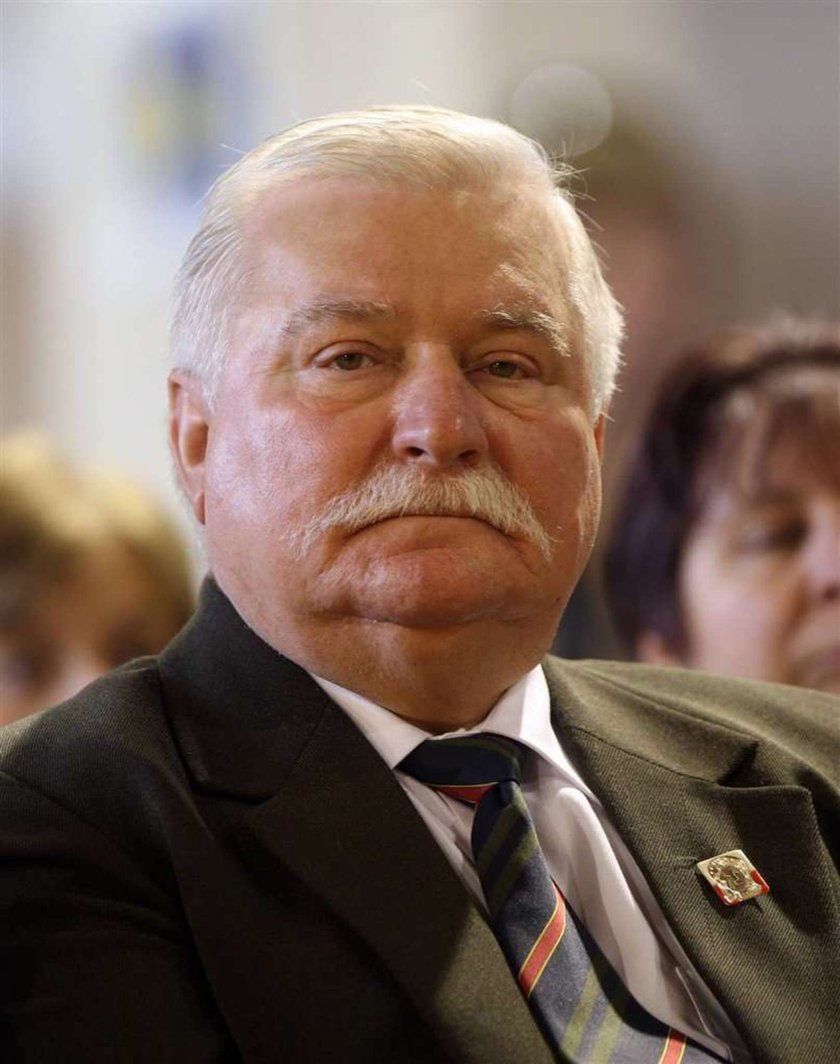 Wałęsa o zdejmowaniu krzyża: Po moim trupie!