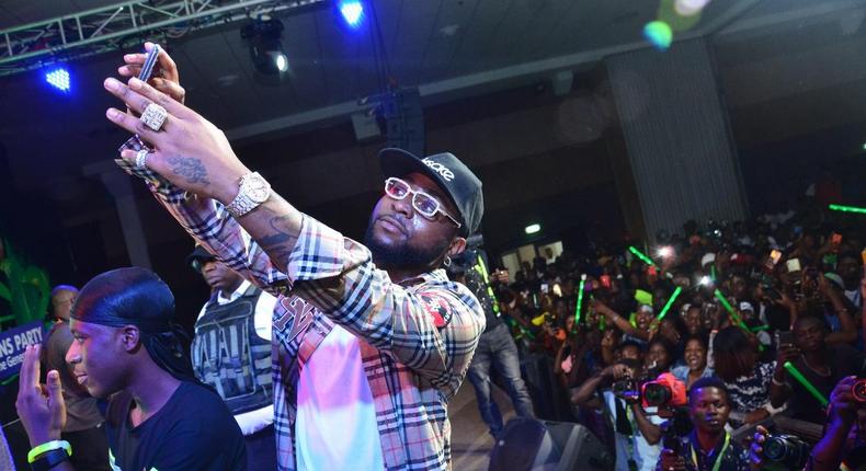 Watch Davido thrill 'A Good Time Tour' crowd in Seattle, Washington. (Infinix)