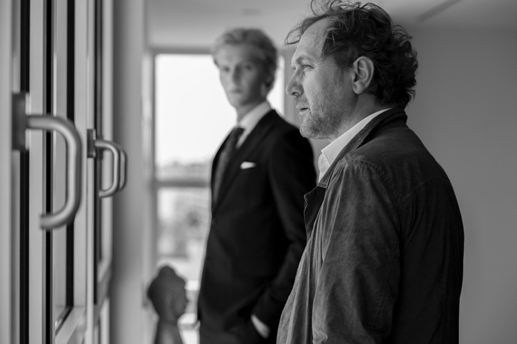 Andrzej Chyra w filmie 'Pomiędzy słowami'