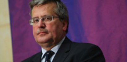 Komorowski wybacza Obamie. "Polskie obozy zagłady to tylko..."