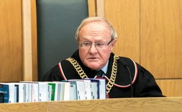 Psuli, psuli, aż zepsuli. Koniec trybunału, jaki znaliśmy