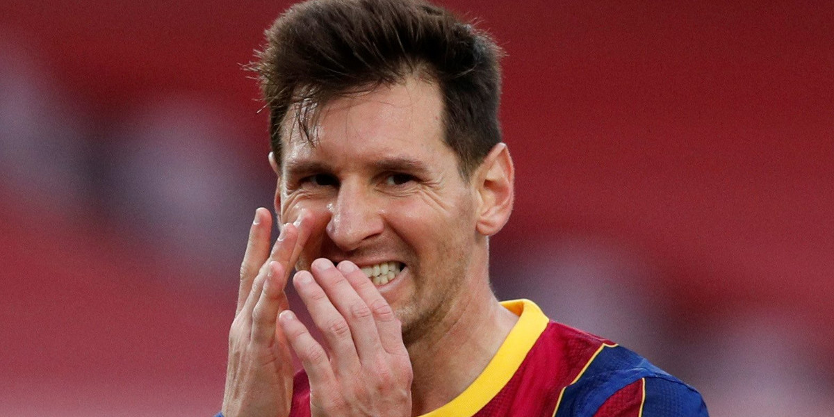 Leo Messi stał się na razie piłkarzem bezrobotnym