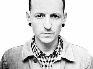 Fájdalom, nosztalgia, düh: Chester Bennington halála egy korszak végét jelenti