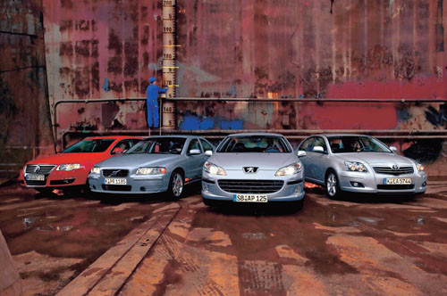 Vw Passat, Volvo S60, Toyota Avensis, Peugeot 407 - Starcie diesli o dużej mocy