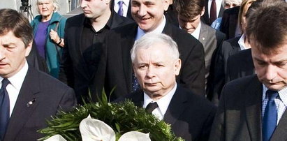 "Kaczyński próbuje być męczennikiem"