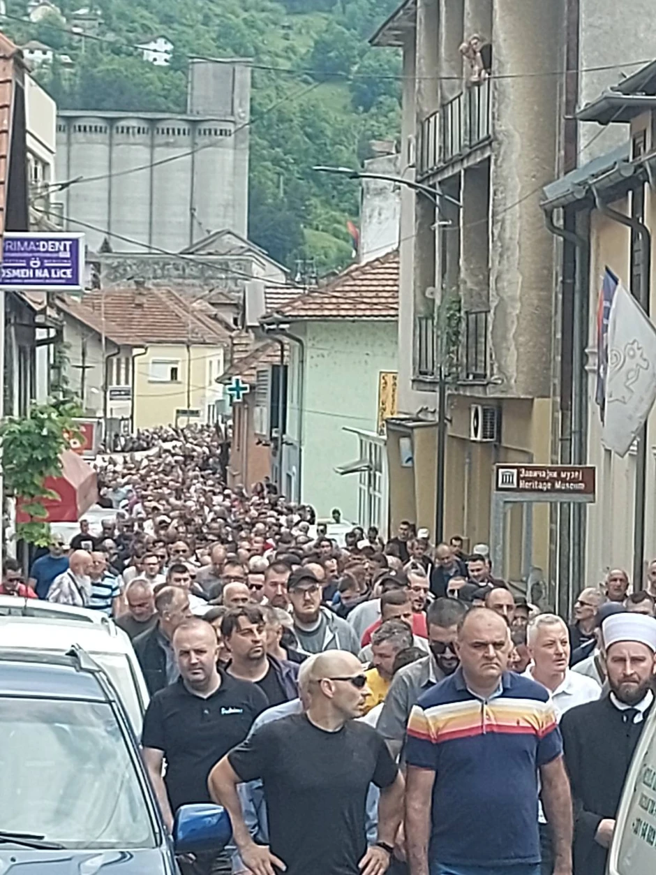 Veliki broj građana prisustvovao sahrani ubijenog Pribojca