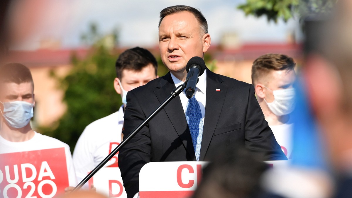 Wybory 2020. Sondaż: Duda utrzymuje przewagę, solidny wynik Trzaskowskiego