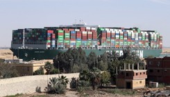 Kontenerowiec Ever Given przestał blokować Kanał Sueski